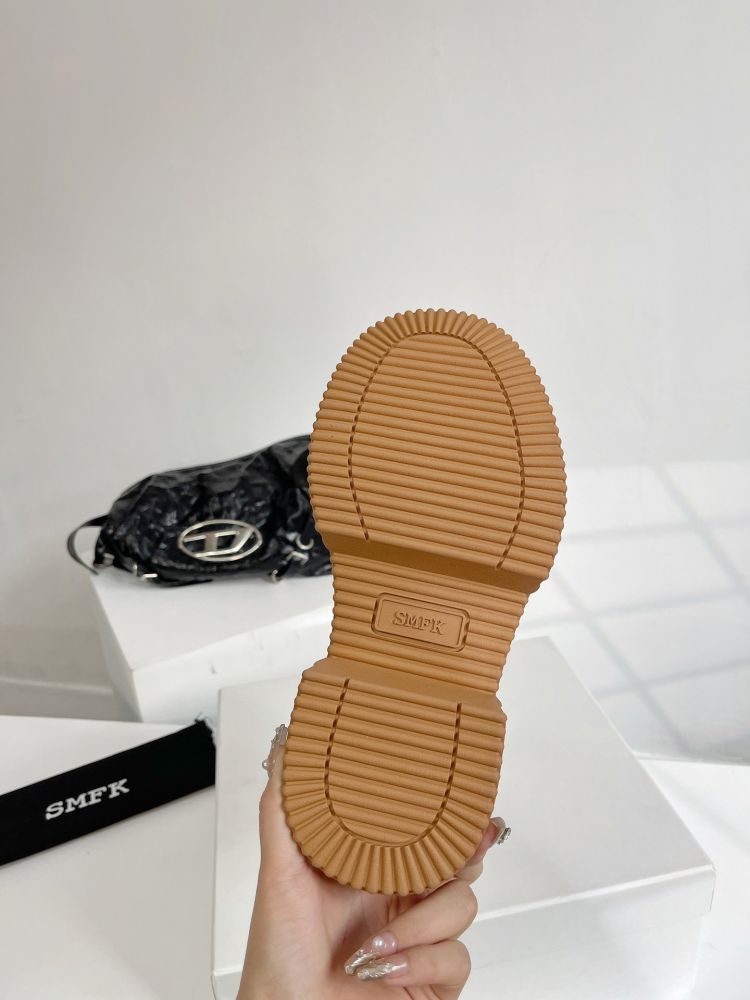 Женские ботинки на шнуровке фото 9