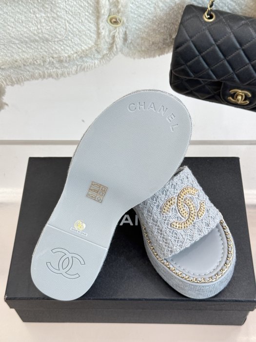 Босоножки фото 9