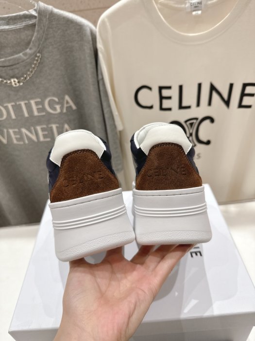 Кроссовки женские фото 8