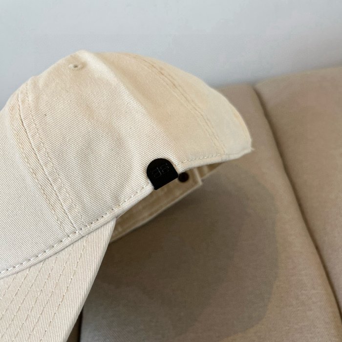 Кепка фото 4