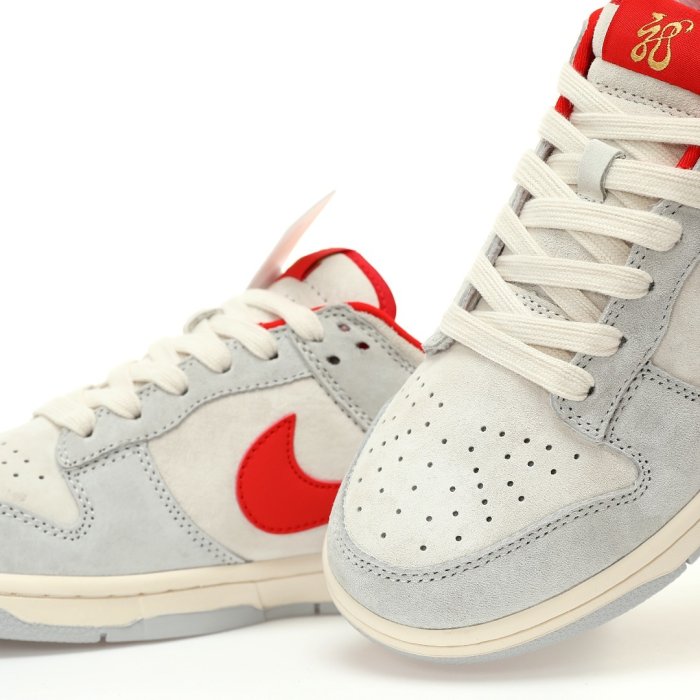 Sneakers Nike SB Dunk Low Retro Year of the Dragon фото 8