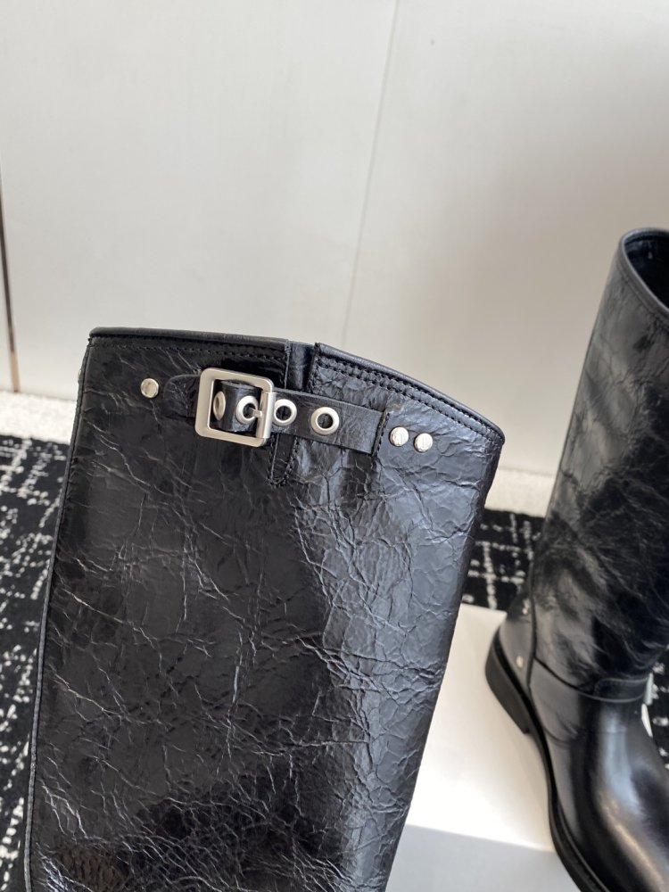 Сапоги женские фото 8