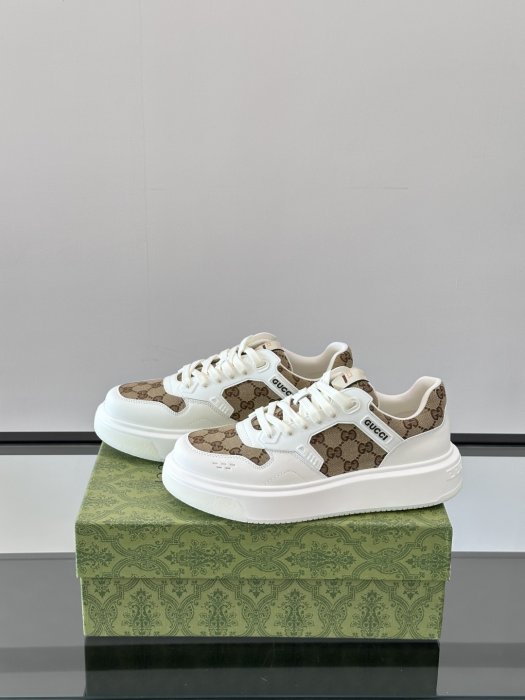 Кросівки чоловічі фото 3