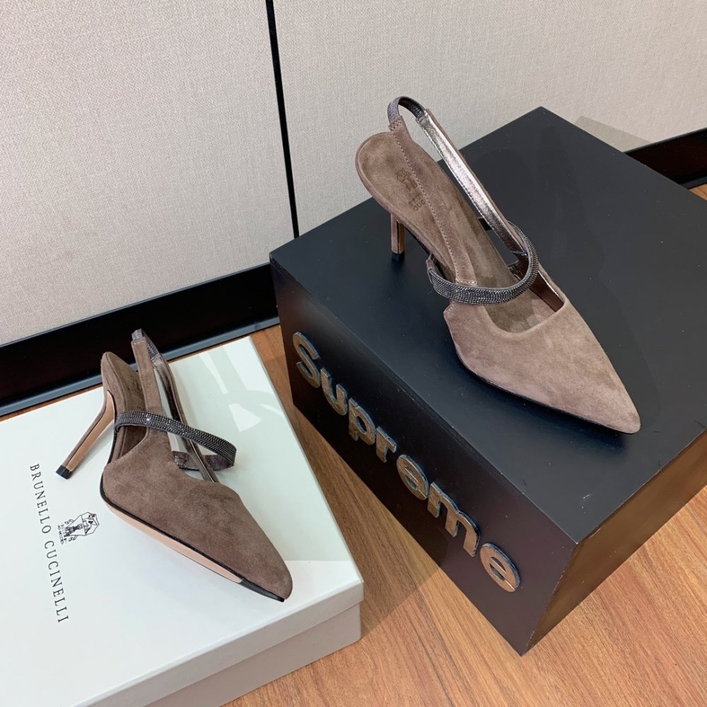 Босоножки фото 2