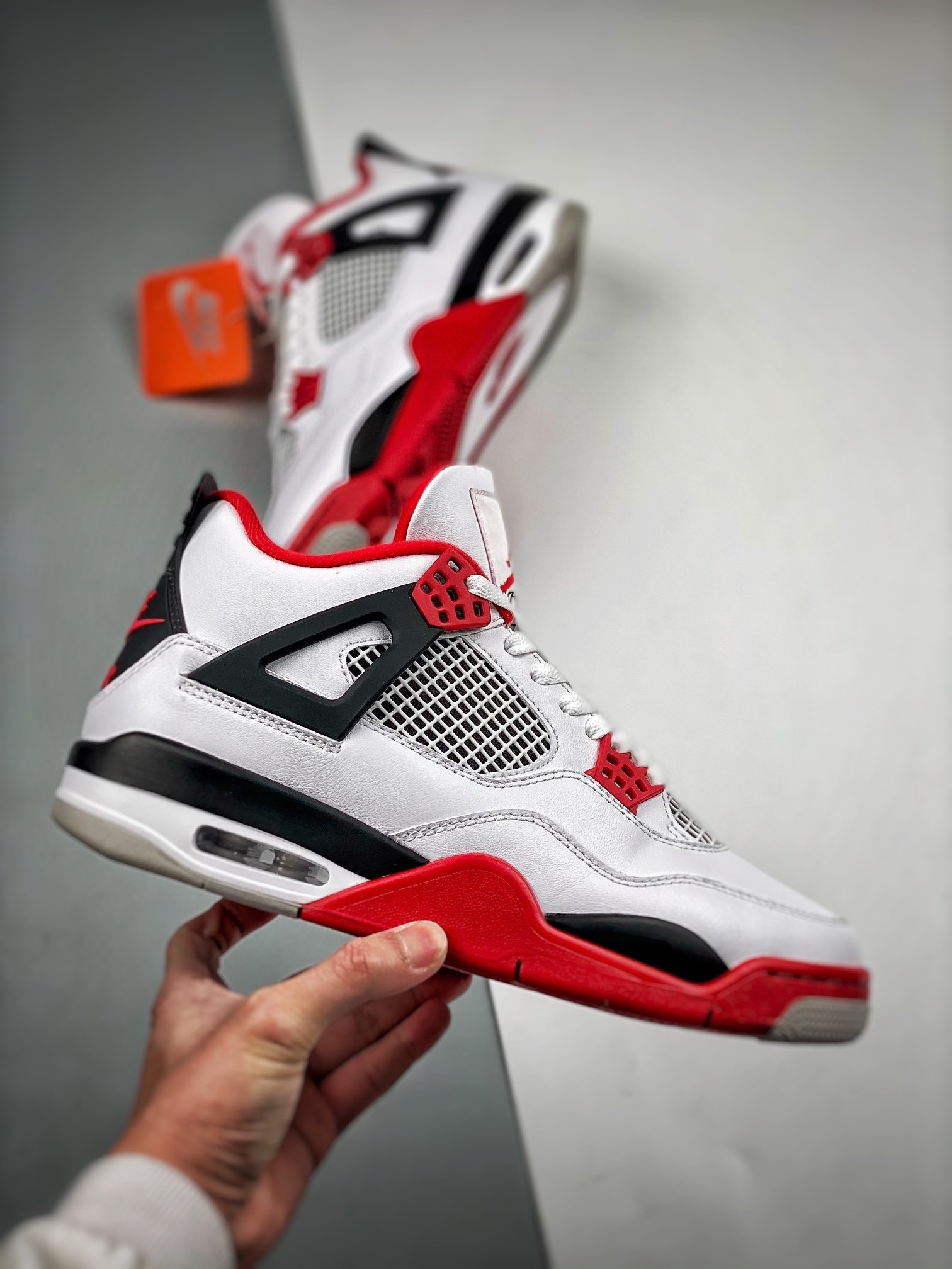 Кроссовки Air Jordan 4 Retro Fire Red фото 4