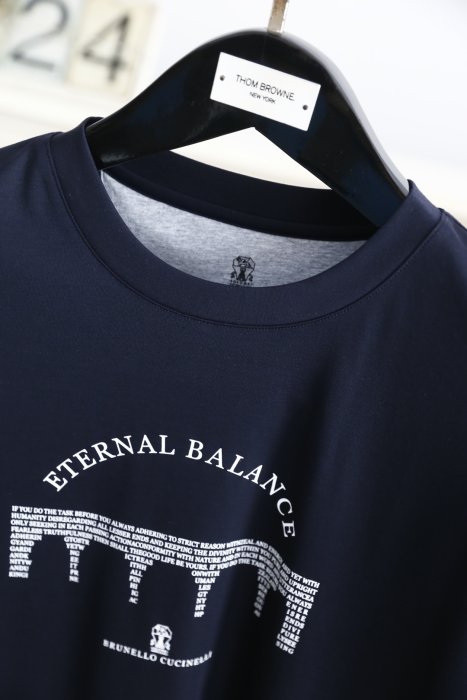 T-shirt men's фото 5