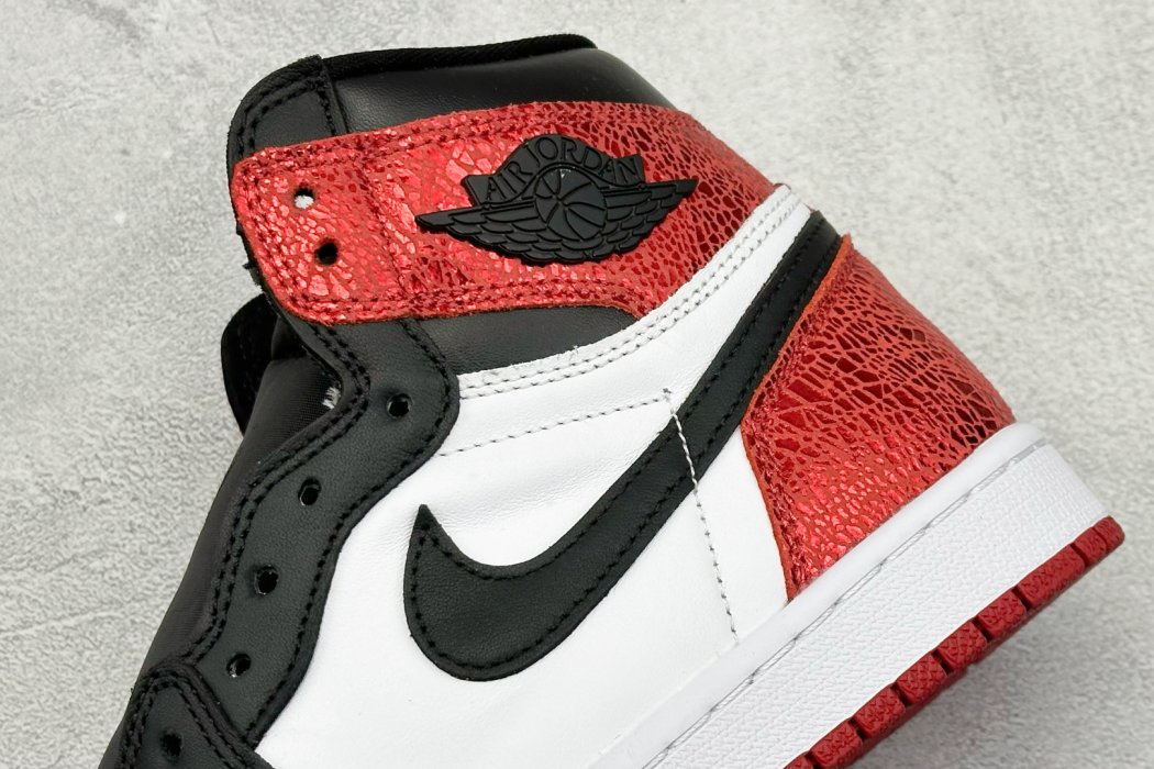 Кроссовки Air Jordan 1 High фото 9