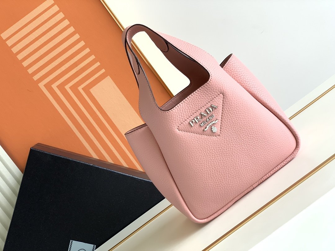 A bag Leather handbag Reverse stitching 1BA349 18 cm