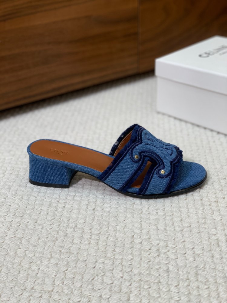 Шлепанцы женские фото 6