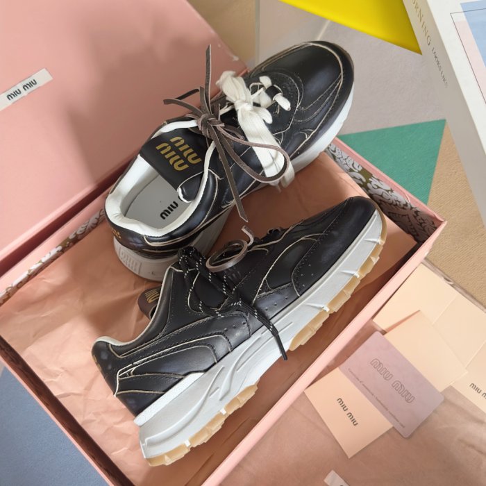 Кроссовки фото 4