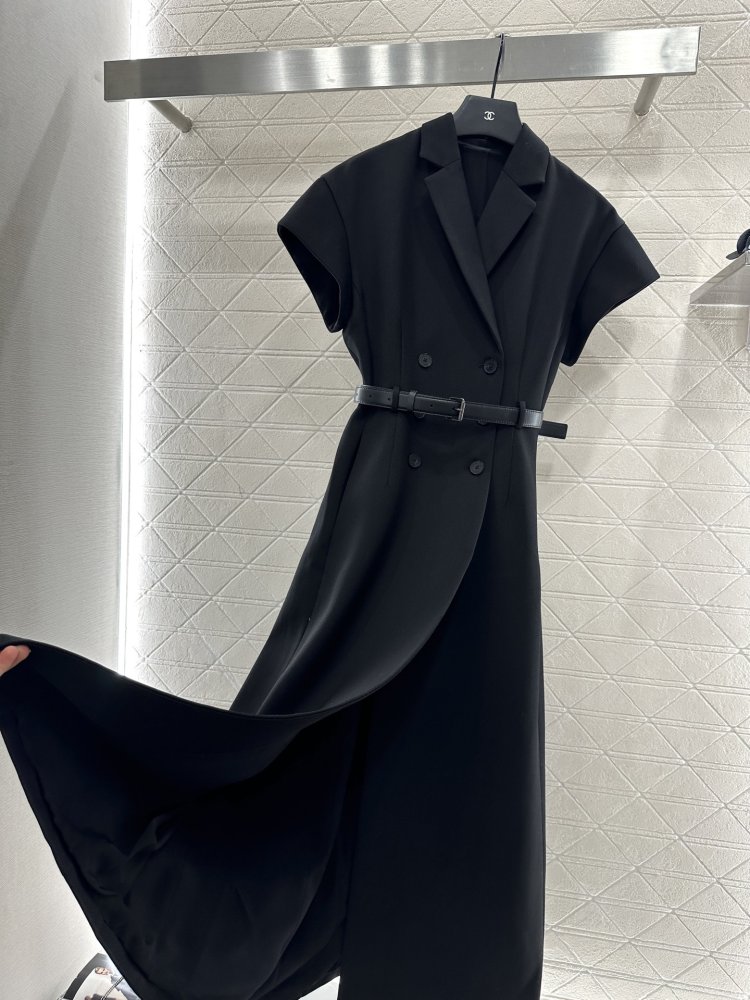 Платье с отворотом и широкими рукавами фото 6