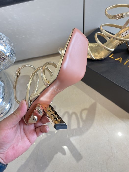 Босоножки фото 4