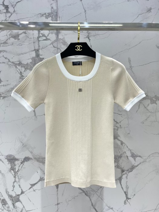 Футболка женская