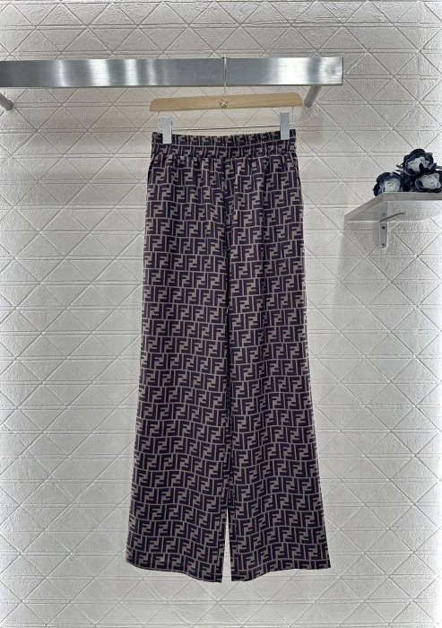 T-shirt women's фото 7