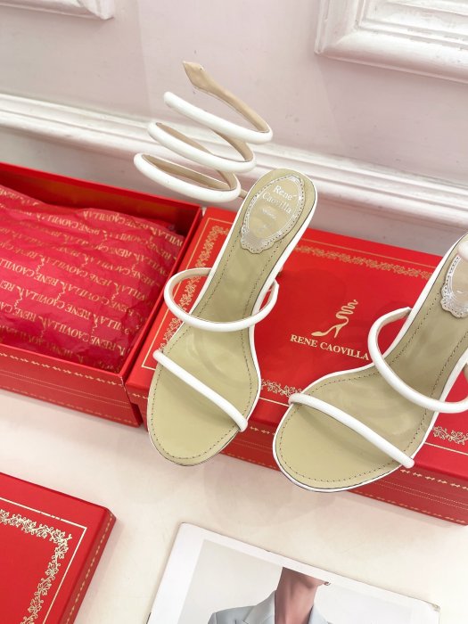 Босоніжки фото 6