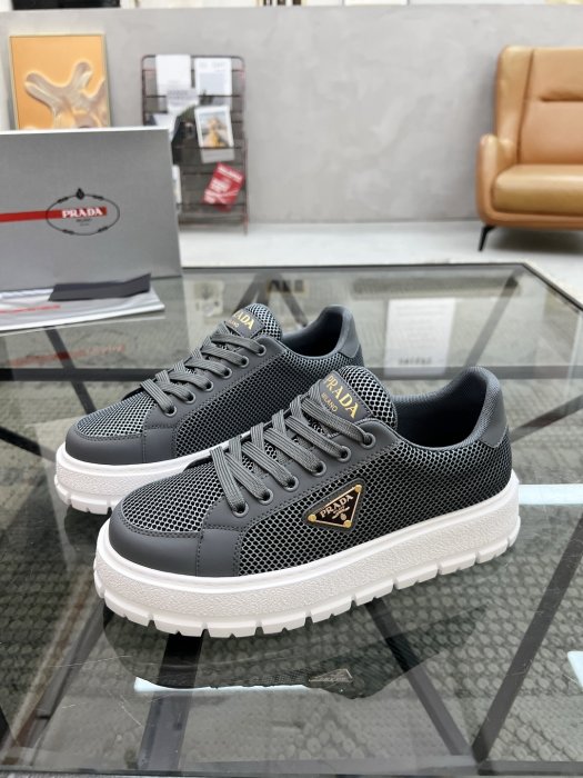 Кроссовки мужские