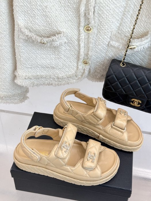 Сандалии женские фото 3