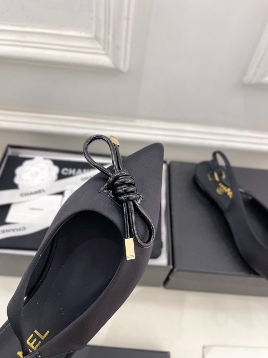 Босоножки фото 8