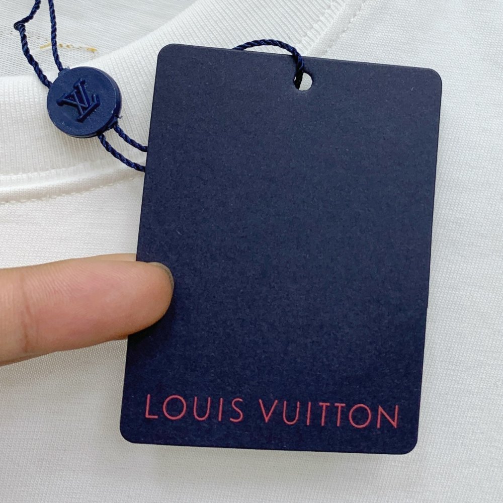 T-shirt men's фото 3