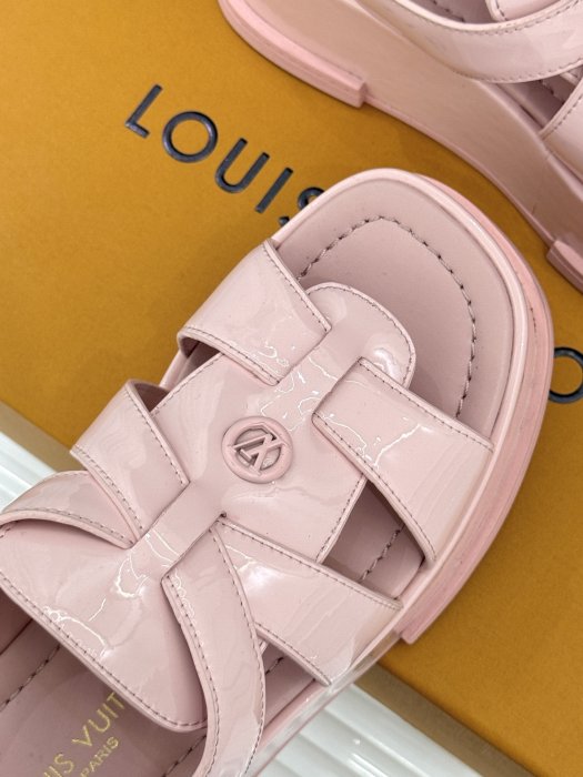 Сандалии женские фото 7