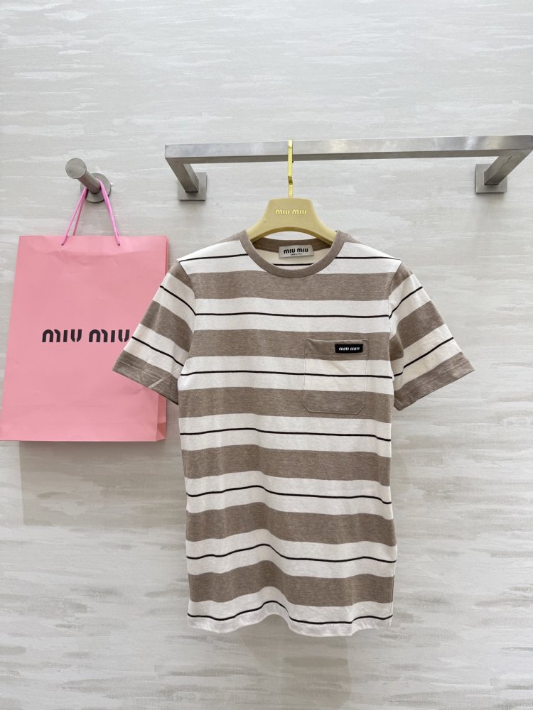 Футболка жіноча