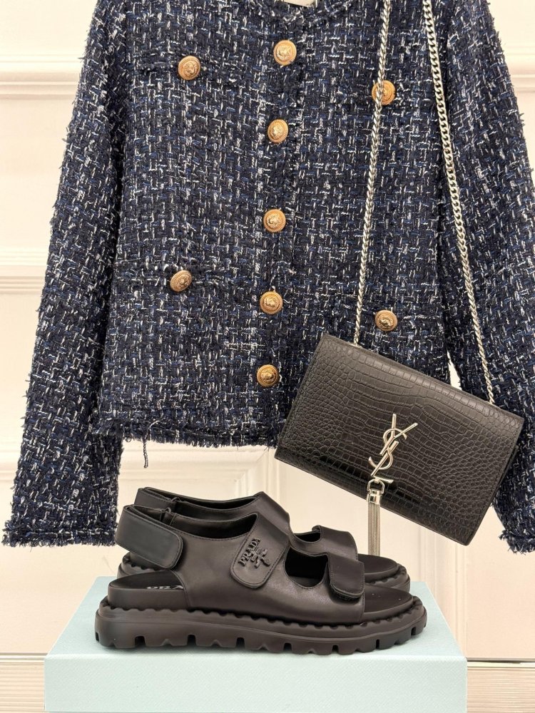 Сандалии женские