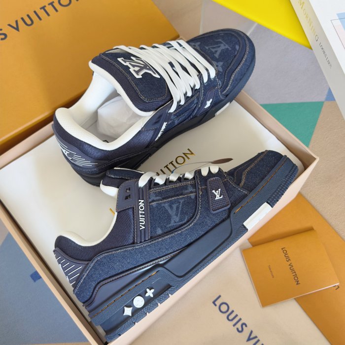 Sneakers LV Trainer фото 4