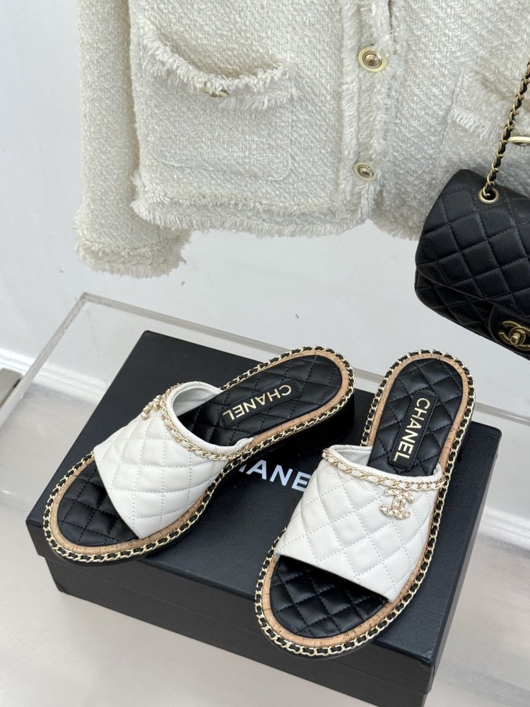 Шльопанці жіночі фото 2