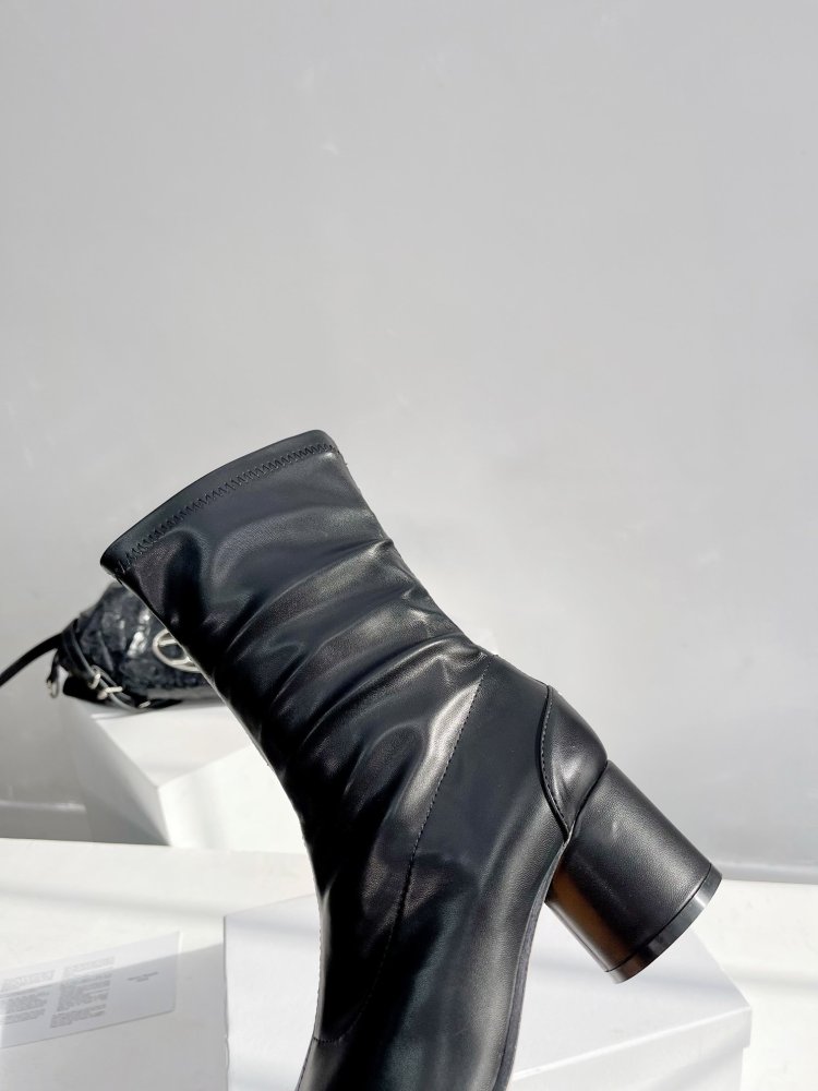 Сапоги женские кожаные с раздвоенным носком фото 8