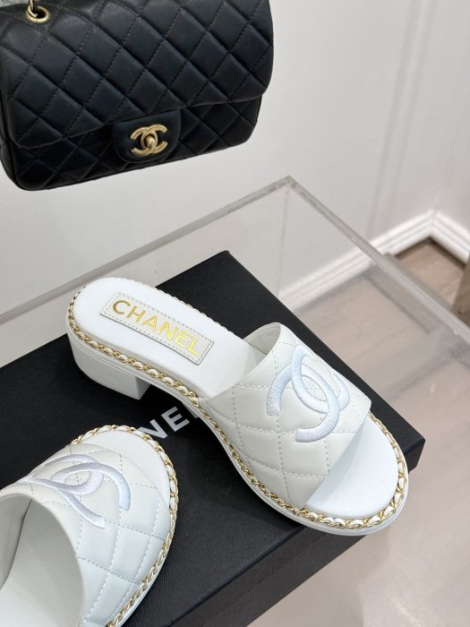 Босоножки фото 5