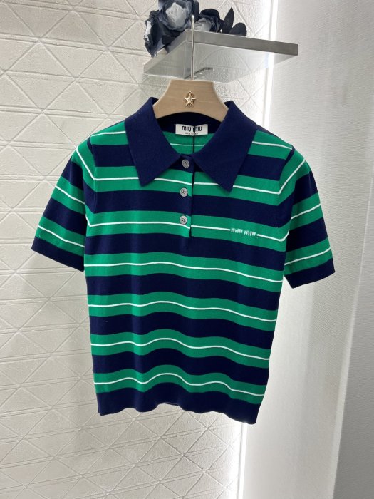 Футболка женская