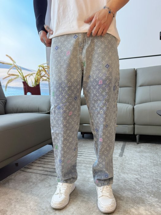 Джинсы мужские