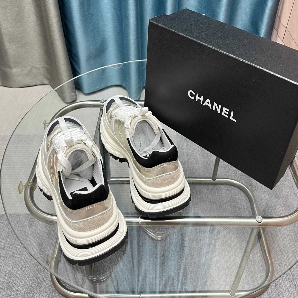 Кроссовки женские фото 9