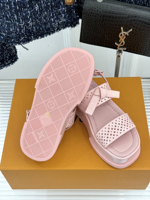 Сандалі жіночі на платформі фото 9