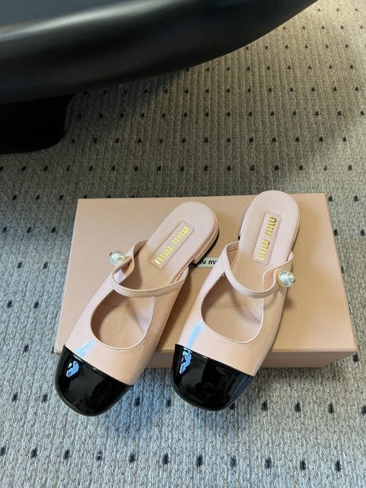 Босоножки фото 4