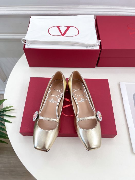 Ballet shoes