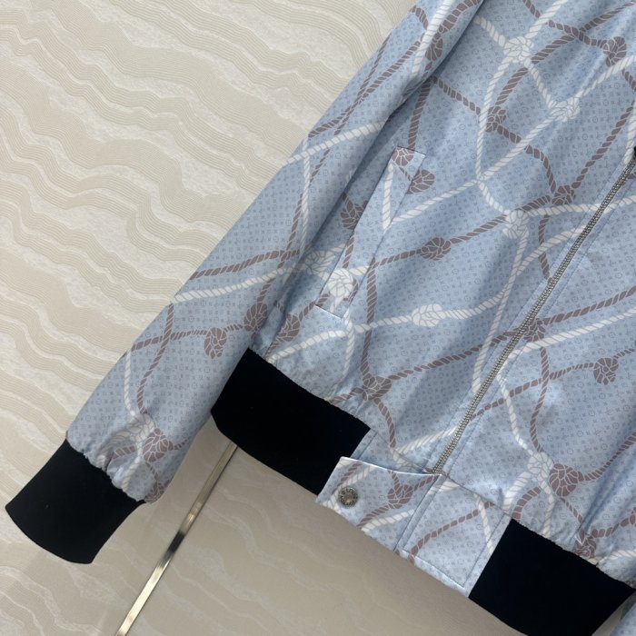 Куртка жіноча фото 5