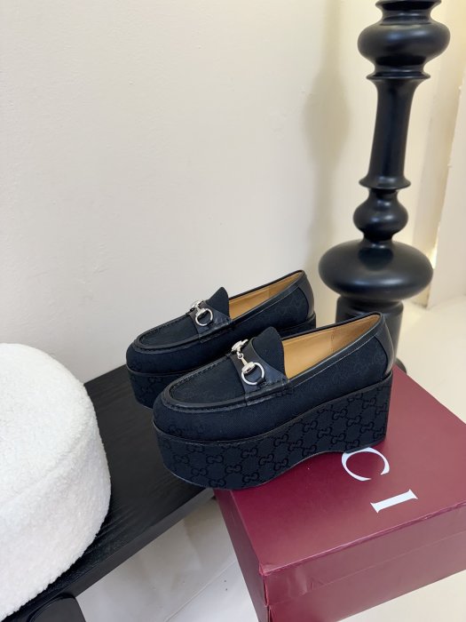 Туфли женские фото 5