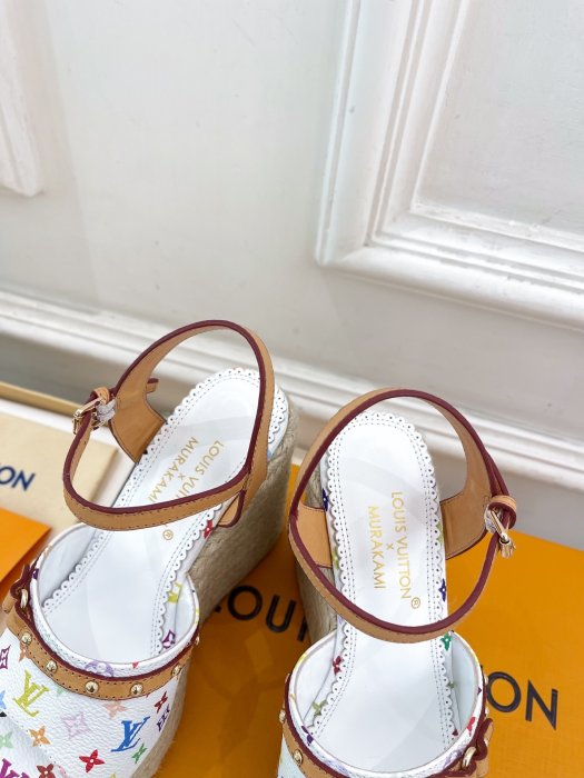 Босоножки фото 7