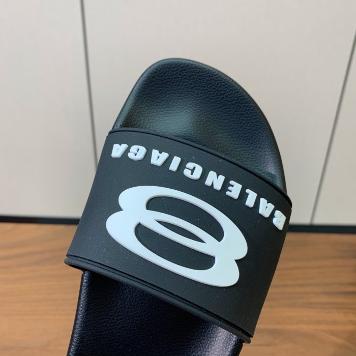 Шлепанцы фото 6