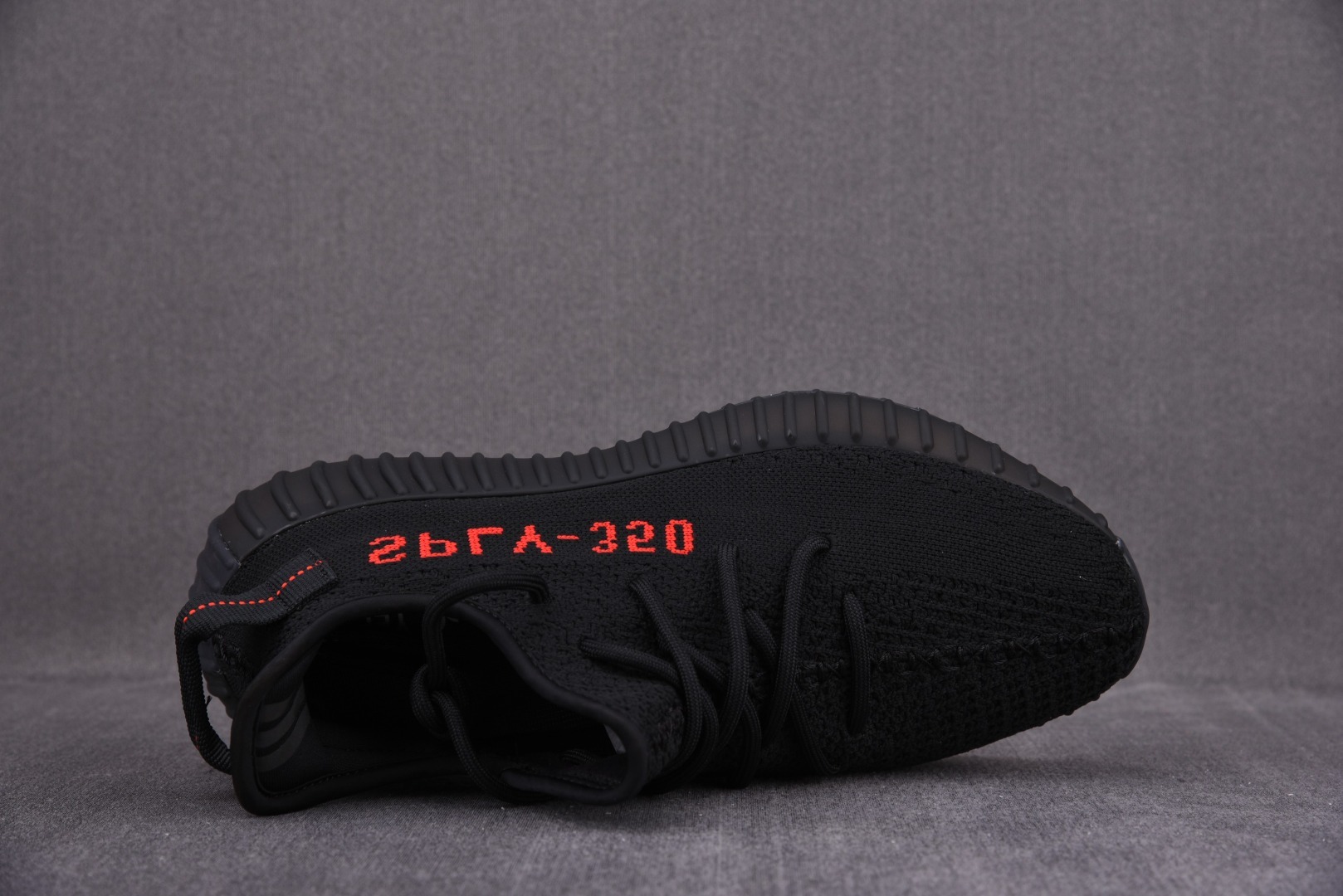 Sneakers YEEZY BOOST 350 V2 фото 3