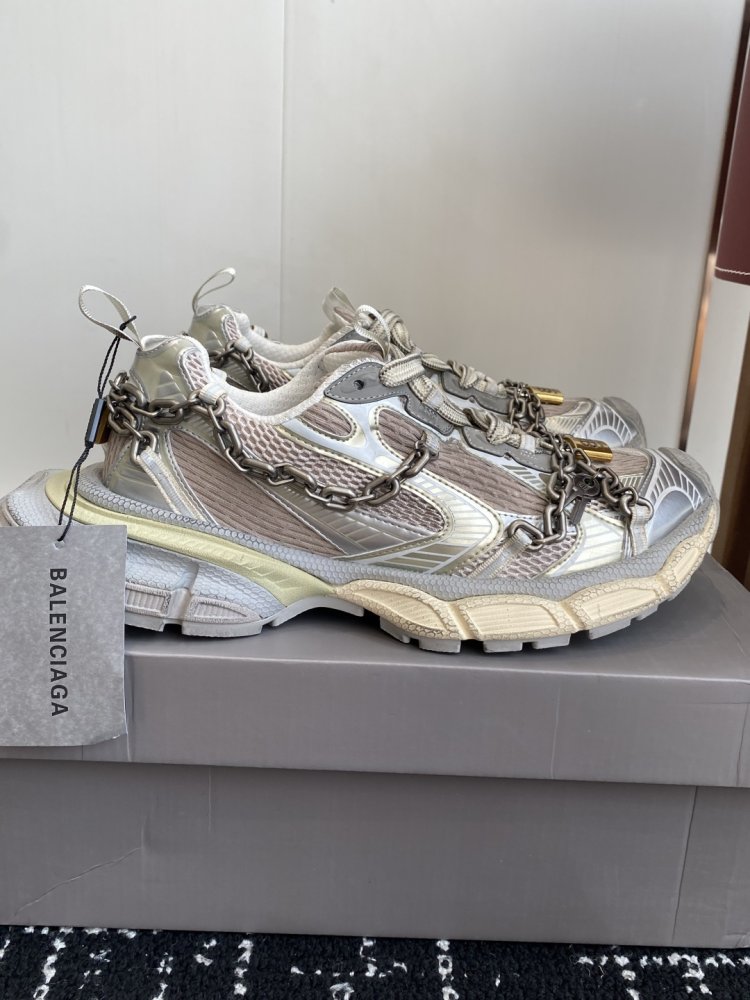 Кросівки 3XL фото 2