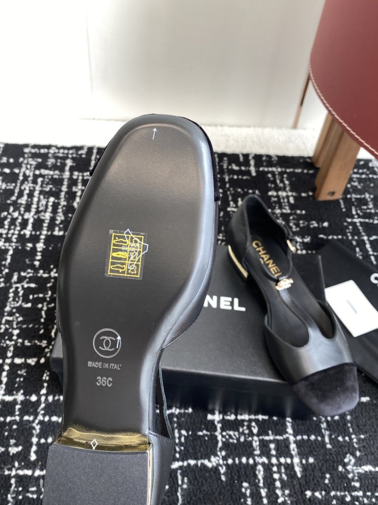 Босоножки фото 9