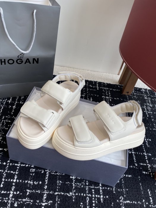 Сандалии женские фото 3