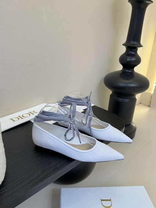 Туфлі жіночі фото 2