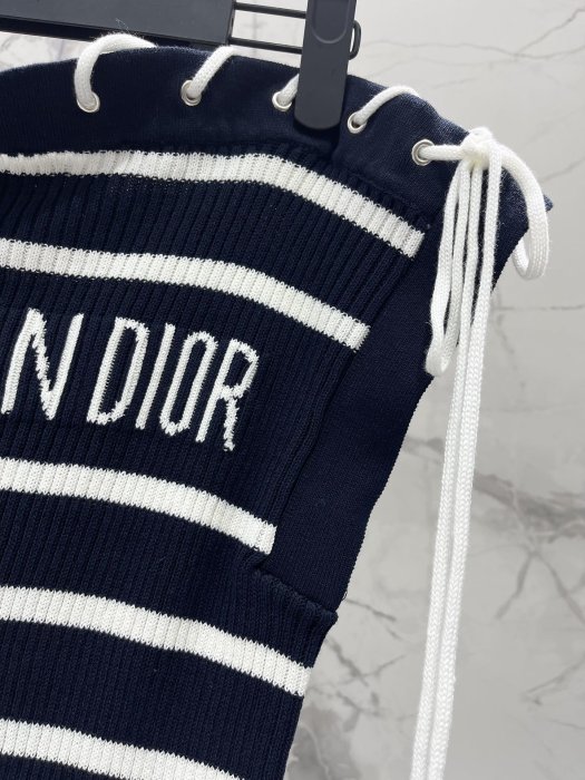 Футболка женская фото 4