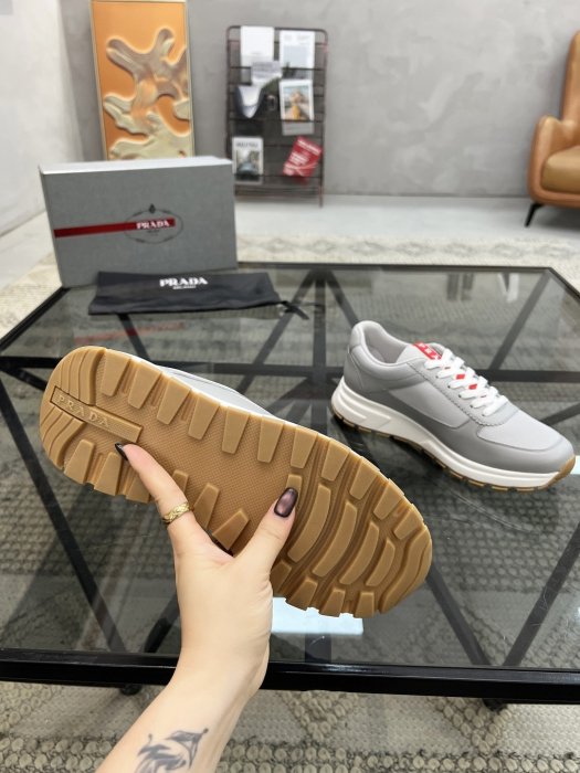 Кросівки чоловічі фото 9