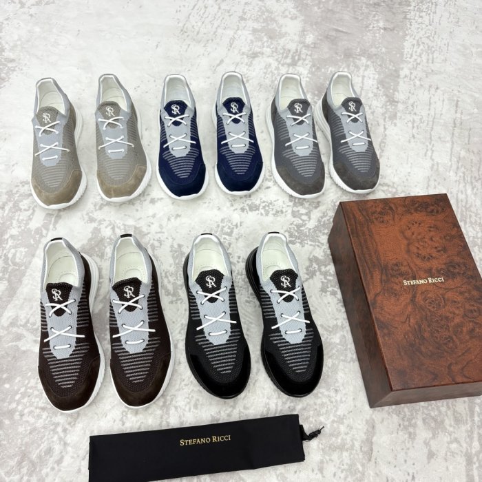 Кросівки фото 8