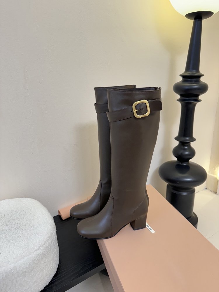 Boots women's фото 5