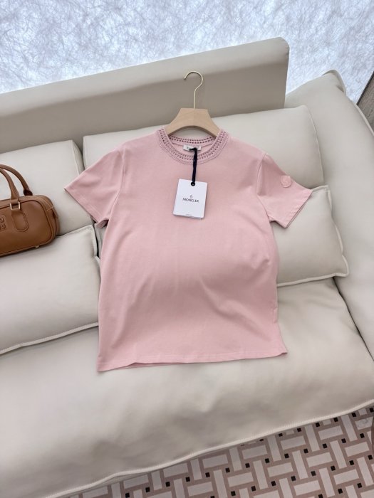 Футболка жіноча фото 3